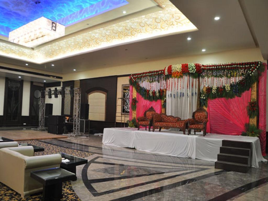Hotel Sepal Bathinda Esterno foto
