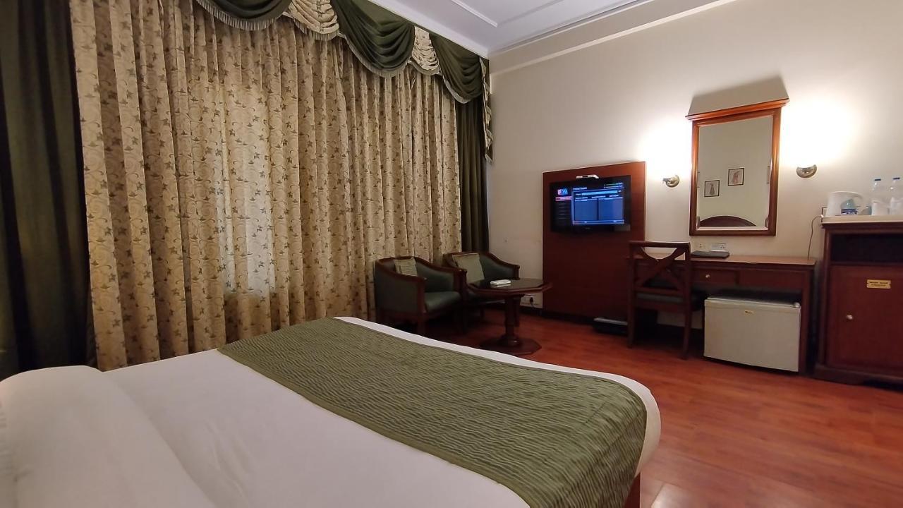 Hotel Sepal Bathinda Esterno foto