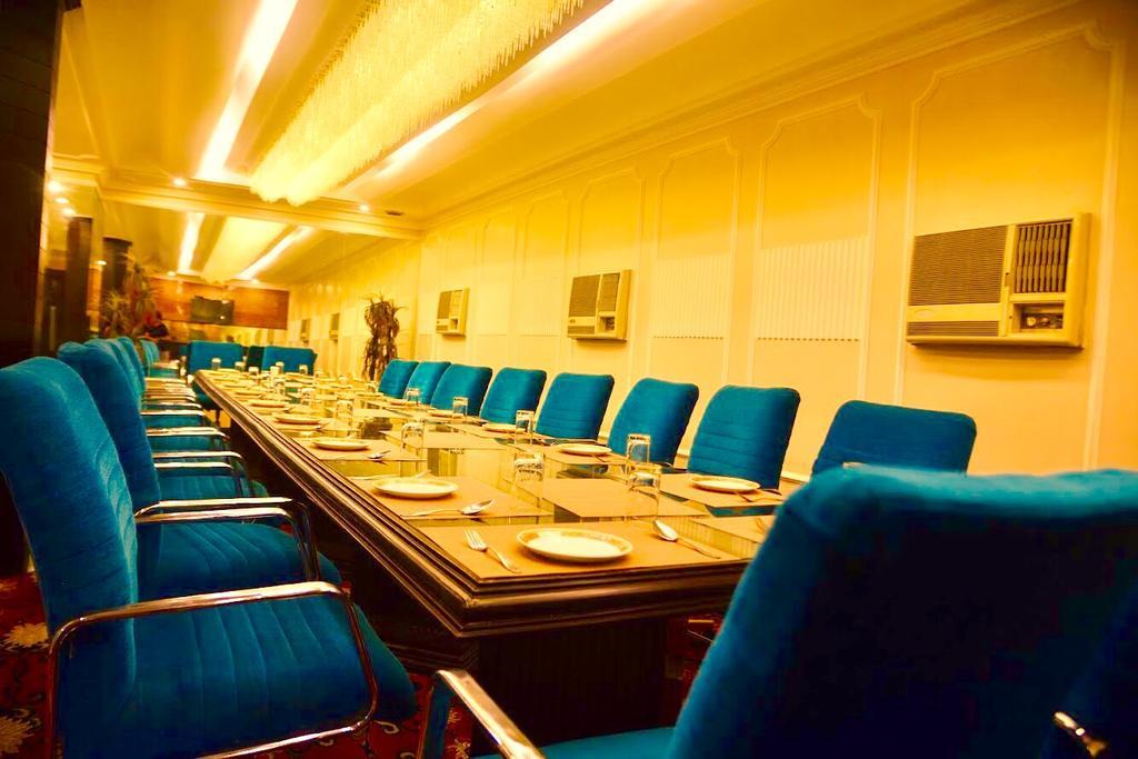 Hotel Sepal Bathinda Esterno foto