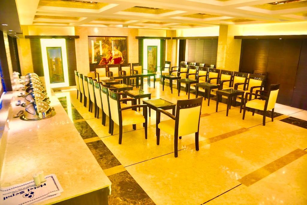 Hotel Sepal Bathinda Esterno foto